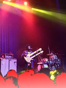 Thu dercat performing live in Oakland, Ca.